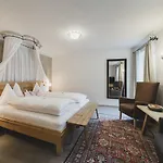Himmlhof Small Luxury Boutique Hotel Sankt Anton am Arlberg